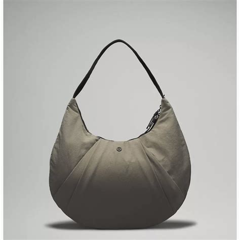 lululemon pleated bag